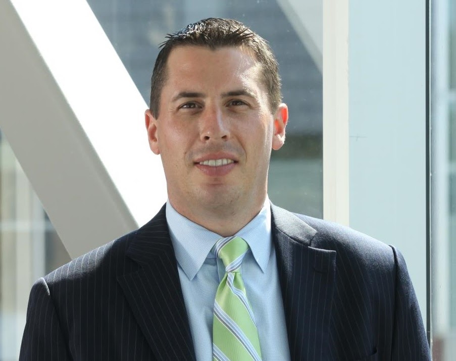 AUBrampton's tweet photo. Craig Fowler has been selected to join @AlgomaU 's senior executive team as Principal of the Algoma University Brampton Campus for a five-year term. Welcome to the AU family Craig!
Full story here: https://t.co/SWDoilPLpV
#congratulations #algomau #aubrampton #schoolbe https://t.co/zTFB7tb7K1