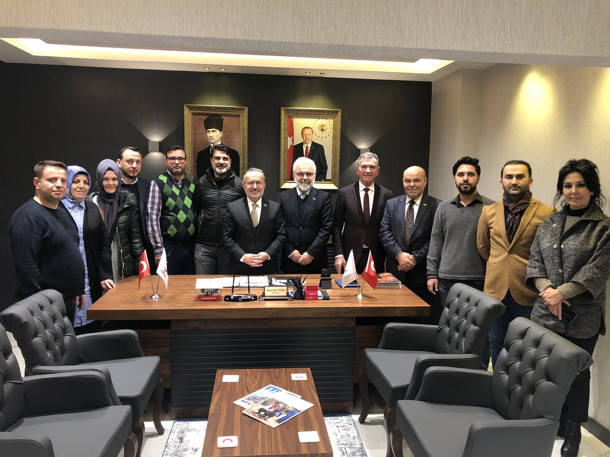 Türk Kızılay Fatih Şubesi (@kizilayfatih34) on Twitter photo Yeni ofisimizde ilk toplantımızı 1. ci Genel Başkan Yardımcımız Sayın İsmail Hakkı Turunç <a href="/ismailhakkitk/">İsmail Hakkı TURUNÇ</a> eşliğinde gerçekleştirdik. Hayırlılara vesile olması dileğiyle.
.
#kızılay #fatih #fatihkızılay #istanbul #iyilikhareketi #iyilikkanınızdavar Yeni ofisimizde ilk toplantımızı 1. ci Genel Başkan Yardımcımız Sayın İsmail Hakkı Turunç <a href="/ismailhakkitk/">İsmail Hakkı TURUNÇ</a> eşliğinde gerçekleştirdik. Hayırlılara vesile olması dileğiyle.
.
#kızılay #fatih #fatihkızılay #istanbul #iyilikhareketi #iyilikkanınızdavar