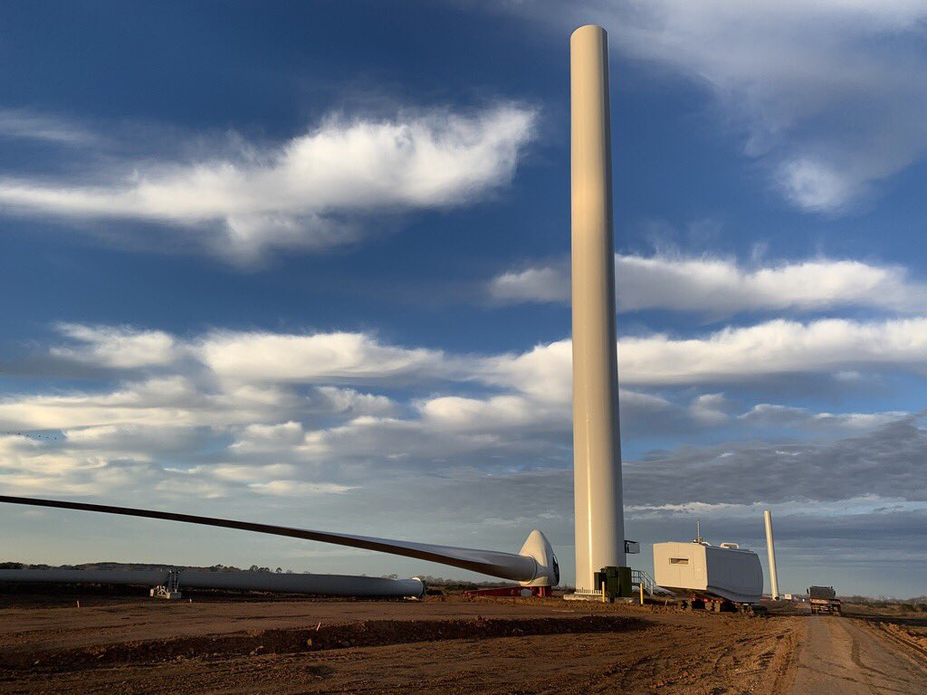 gemini_energy's tweet photo. #PhotoOfTheDay โ๏ธ
๐ธ: Robin J.
#geminienergyservices #renewableenergy #iheartwind #windpower #windturbine #windtech #nofilter #workatheights #windlife https://t.co/nSU3IP8HcC