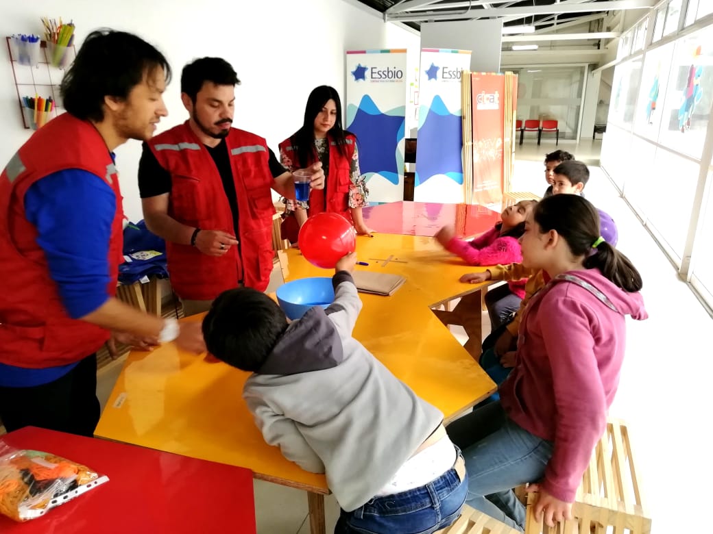 crhiam's tweet photo. 💧Iniciamos "Aguacero", una entretenida escuela de verano en la que niños y niñas podrán aprender sobre la importancia del agua en el planeta. Ésta se realizará del 6 al 31 de enero, así que si deseas que tu hijo/a participe accede al siguiente formulario https://t.co/daQafuYG8U https://t.co/Fr9uGoG3QA