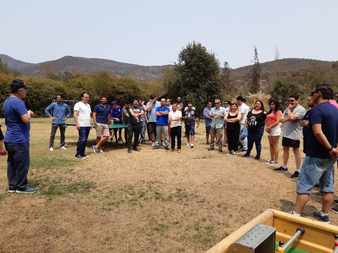 La #calidaddevidalaboral se puede mejorar y las #relacionesperdonales fortalecer a través del #deporte y los #juegos. 

Hoy estuvimos con equipo #mahou jugando #tacataca, #tenisdemesa y #dardos entre otros.
🏓🏓🏃‍♀️🏃‍♀️