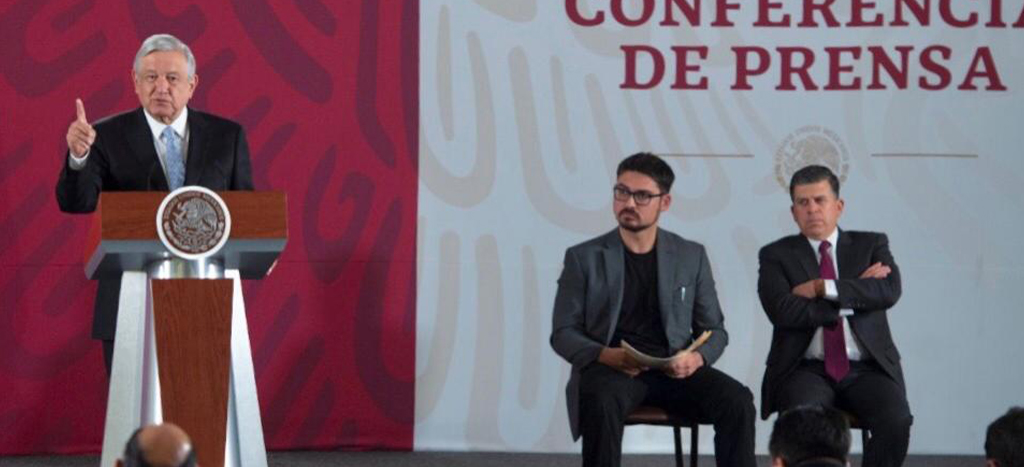selenegavemx's tweet photo. Arranca operación de la empresa Internet para Todos, inicia con inversión de 3 mmdp: AMLO | Entérate https://t.co/5oz3scOp8y https://t.co/qNWcrwWLXN