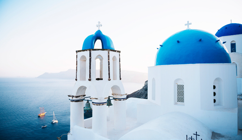 MicrosoftTeams's tweet photo. Calling all #MicrosoftTeams developers: Register today for the @MicrosoftTeams App Development Scholarship 2020 for your chance to see us in Greece! Registration extended to Jan. 31. #MSTeamsDev https://t.co/AhfH4NUQlG https://t.co/Ei32CiojOR