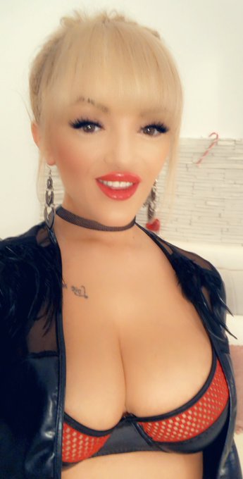 Happy Monday baby!😍 im online😋 @LiveJasmin https://t.co/6M5KHRM4Ke<a class="tags" href="/tag/livejasmin">@livejasmin</a><a href="/tag/sexy"class="tags"><span>#sexy</span></a><a href="/tag/blonde"class="tags"><span>#blonde</span></a><a href="/tag/browneyes"class="tags"><span>#browneyes</span></a><a href="/tag/mondaymood"class="tags"><span>#mondaymood</span></a>