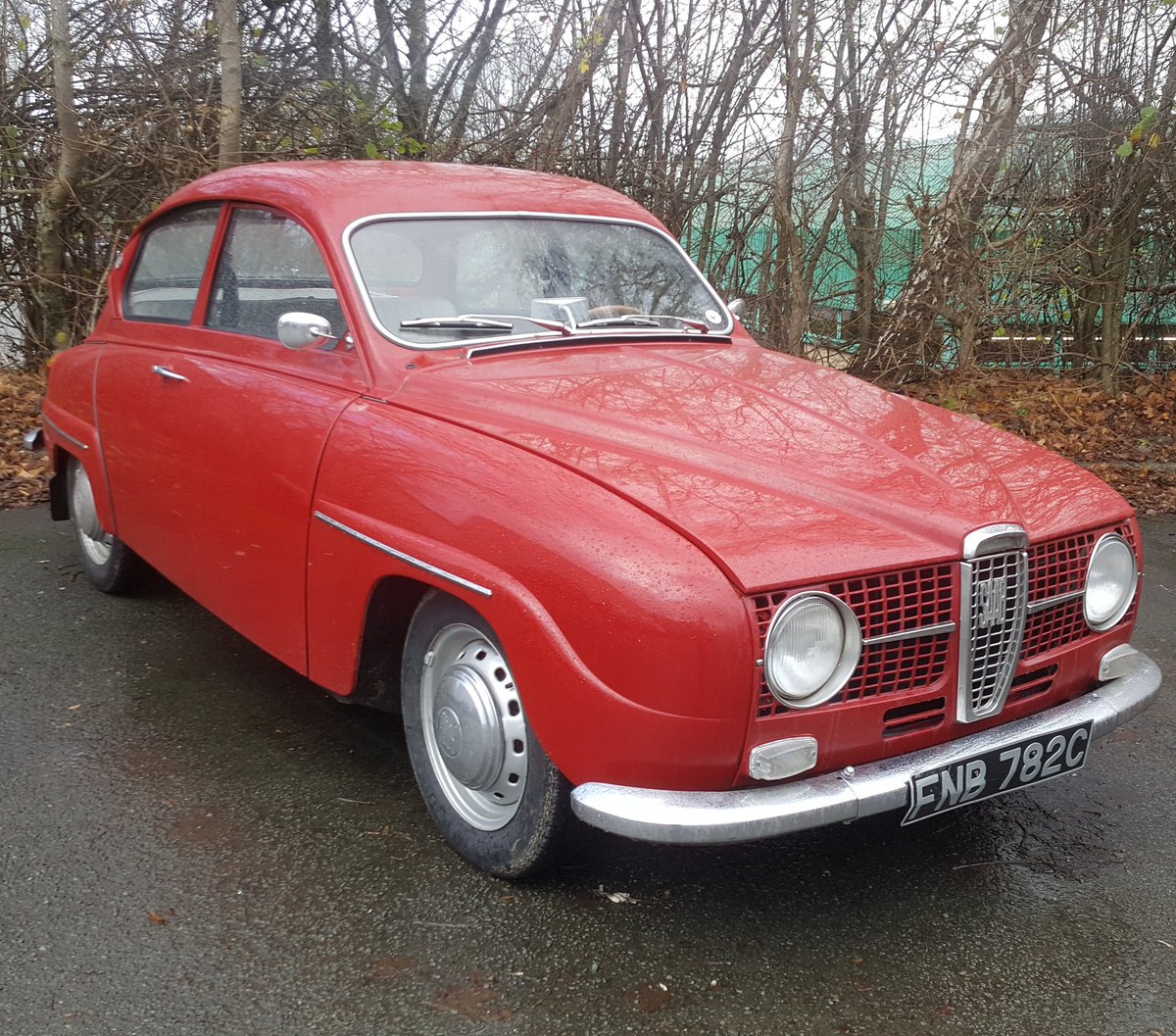 elecclassiccars's tweet image. Thanks to the owner of this awesome 2 stroke SAAB for not only bringing it to the workshop but also trusting me behind the wheel of it. 😁👍