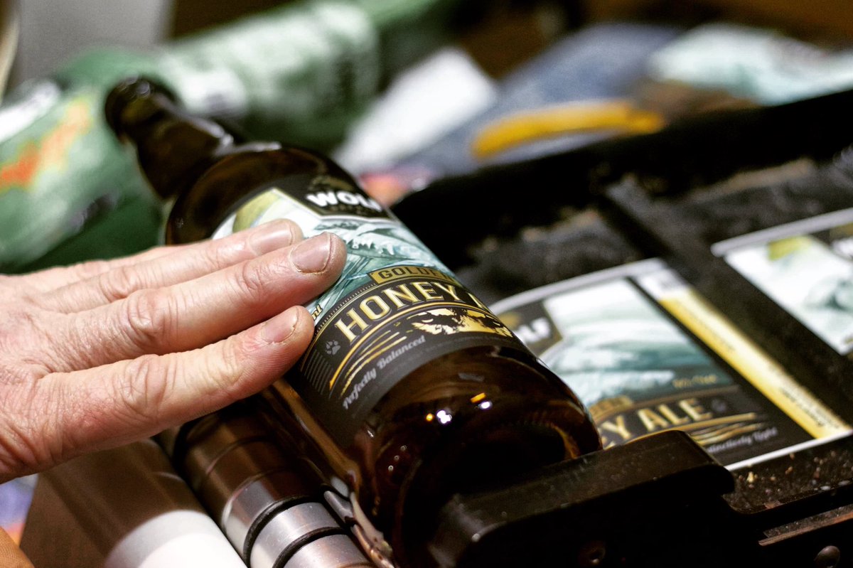 Everyday we’re labelling 🎶 Look for us the next time you’re at the liquor store! 🙏🏻 #nanaimo #newyearnewlabels