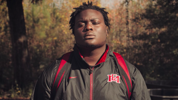 Last Chance U’s Ronald Ollie has signed with the Toronto Argonauts ...