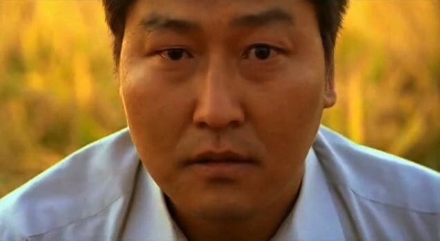 tenshock30's tweet photo. #終わり方が最高に好きな映画

ハッピーエンドではないけど、ソン・ガンホの最後の目だけはいまだに見返してしまうほど。

殺人の追憶

パラサイト早く見てー！笑 https://t.co/66BnoZEodB