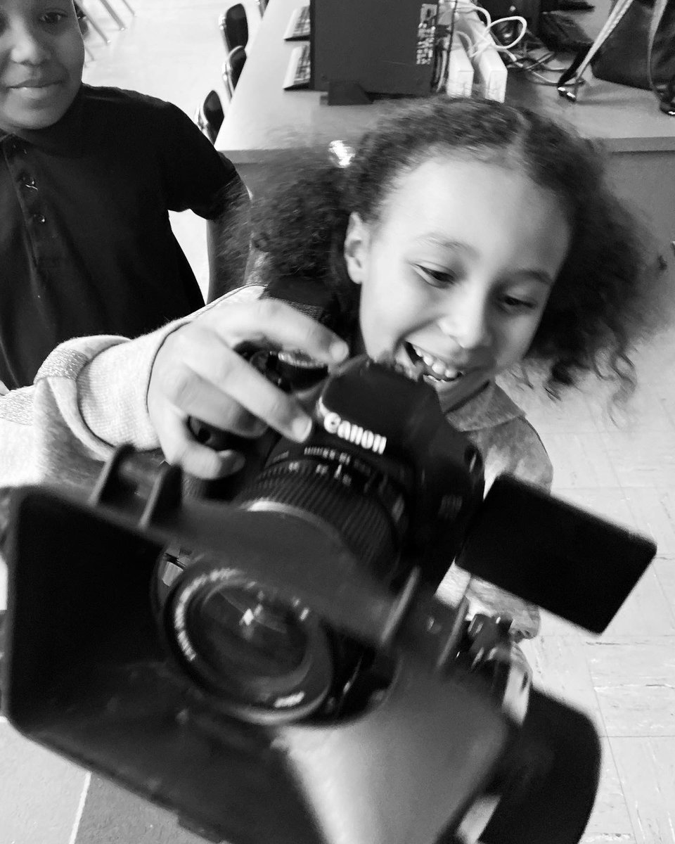 AkioEvans's tweet photo. They were excited to hold the same camera I filmed Spike Lee with my first documentary film on @bmoresnoop. I told them that they can do it too. Cultivating and showcasing the talent of our new generation of visual artists and storytellers. #keytothecityfilms #spikelee https://t.co/lzxz5nAf7B