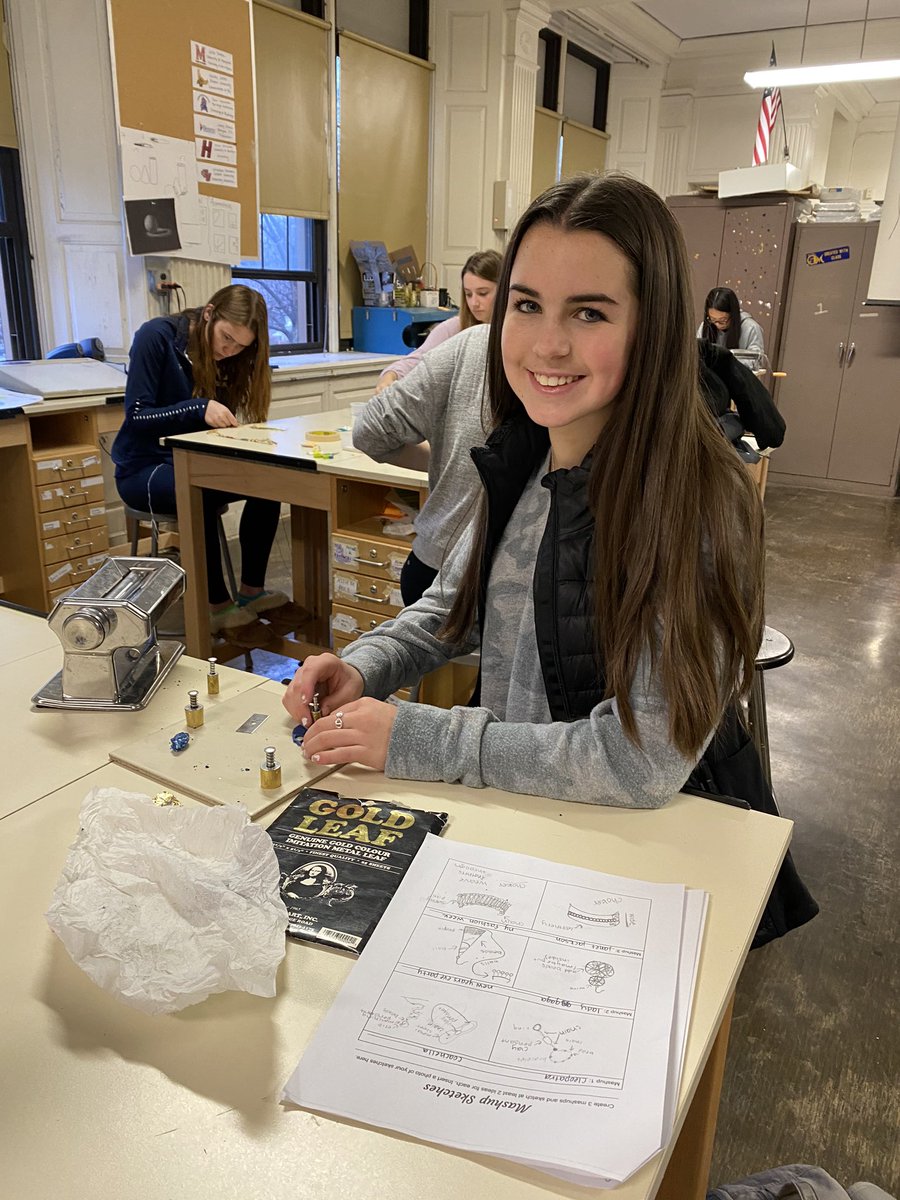 ramseyhsart's tweet photo. Jewelry students continue to work on their Mashup Project- designing jewelry for people through history to wear to specific events (for example: a necklace for Cleopatra to wear to the royal wedding). #jewelry #jewelrydesign #metalwork #wireworking #beading https://t.co/5NoI8OVNUu