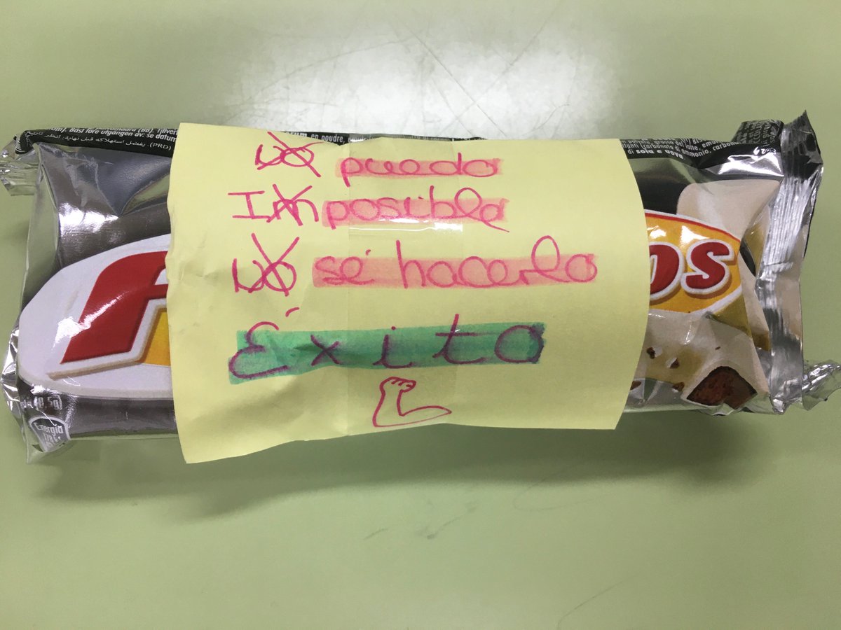 David_CCSS's tweet photo. La nota era para animar y mostrar apoyo ante esa situación bien identificada desde la empatía y el amor. La persona que había tenido esa genial idea tan “wonderfuliana” había sido su hermana. Recuerdo la nota... https://t.co/DQikvTk47i