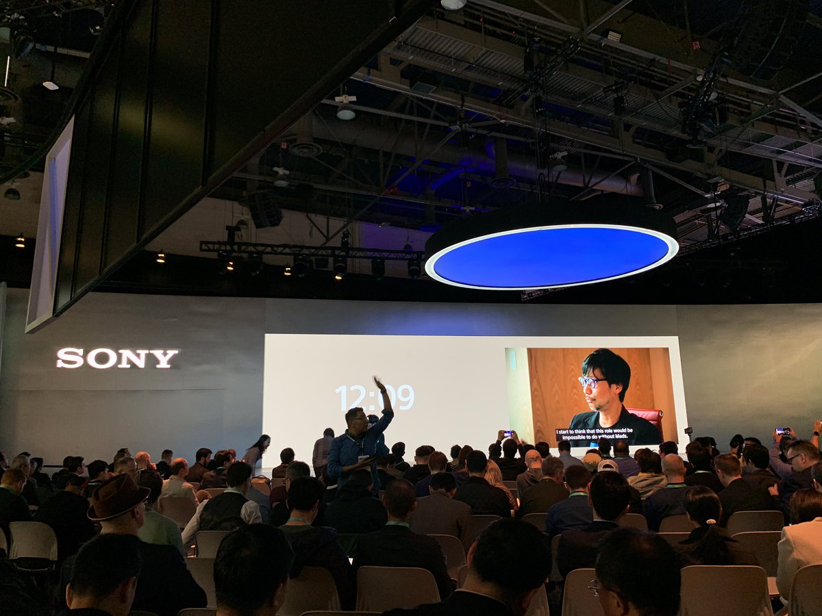 GmeruPL's tweet photo. #sony #CES2010 🔥🔥🔥 https://t.co/dMUMJPaufR