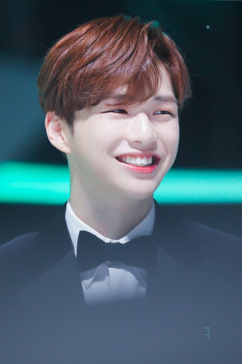 Dan_Bestfriend's tweet photo. Banyak masalah yg terjadi di Kpop mulai dr hal kecil,hal besar,atau hal kecil yg dibesar2kan,dll.kalau tidak untukmu aku tidak akan bertahan disini,ditempat yg mulai tidak sehat ini,mending cari hoby lain je lah...
#KangDaniel #강다니엘 #DANITY
#WeAreWithDaniel
#2020withDaniel https://t.co/mEarKJTWmR