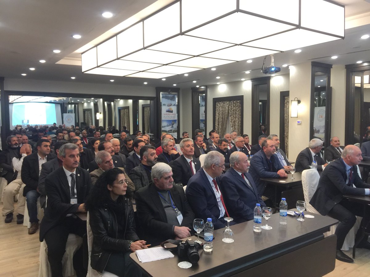 Sarıkamışlılar, Sarıkamış Platformunu bağrına bastı