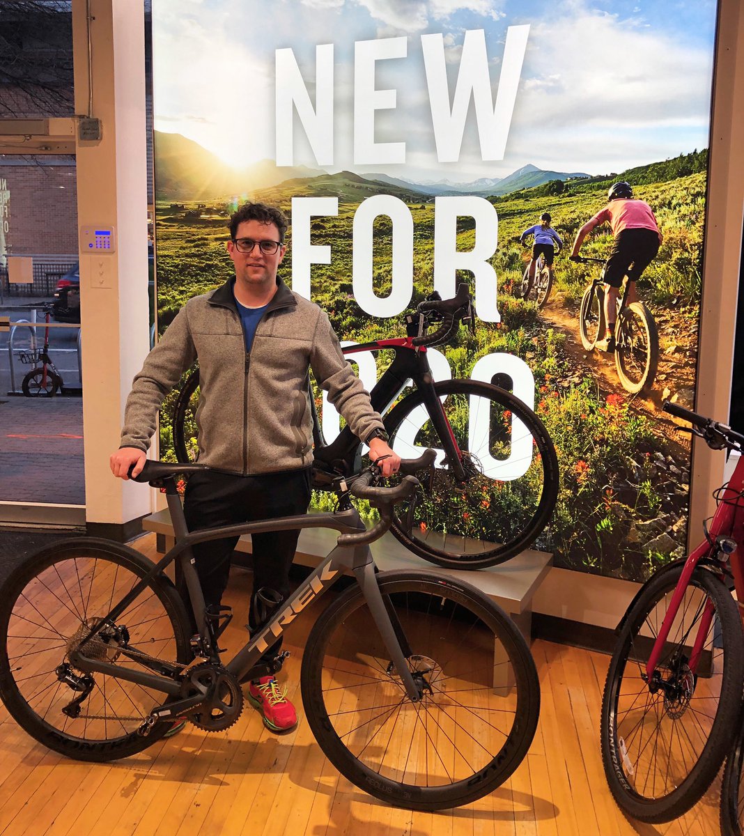 TrekBikesARL's tweet photo. Happy new bike day to Jonathan and his 2020 Domane SL 7! We’ll see you on the trails!

@trekbikes @ridebontrager @rideshimano #trek #trekbikes #road #roadbike #domane #trekdomane #newbikeday #shimano #ultegra https://t.co/E6Q1J95gl5