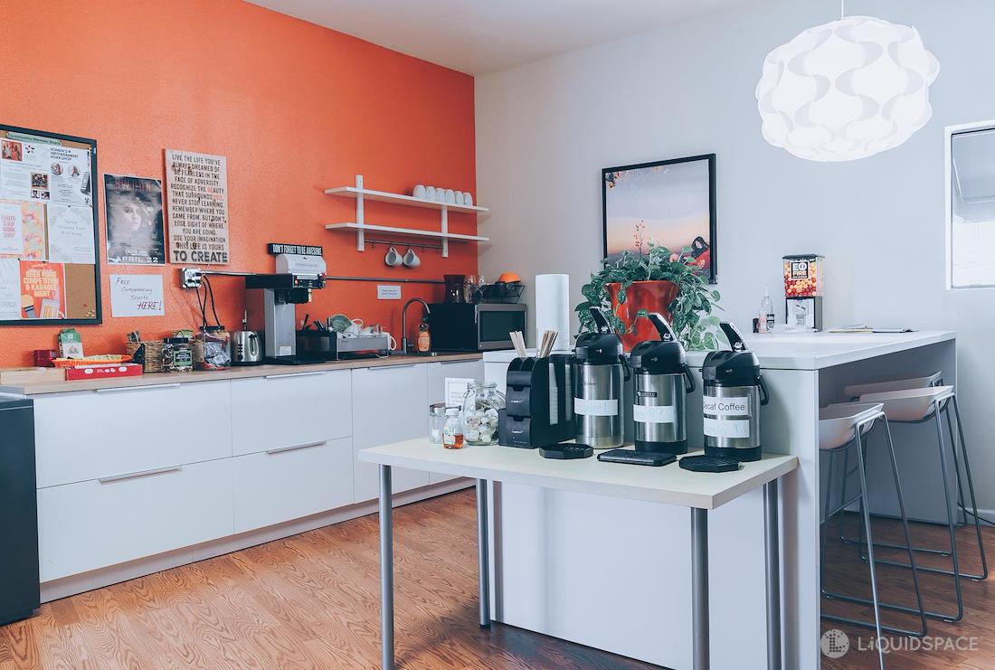 <a href="/Ugathercowork/">Ugather Cowork</a> has fully furnished, #privateoffices that have been designed with contemporary flair and include access to all the #amenities. Is this what you've been looking for? #BookNow, hubs.ly/H0mspnx0

#LiquidSpace #flexibleoffice #SanDiego