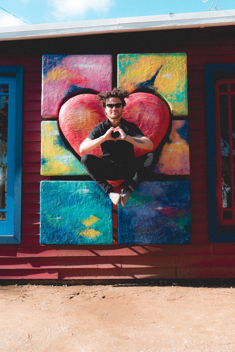 Thanks for all the love so far on the new single ‘Like You’. Go stream her now love you ❤️