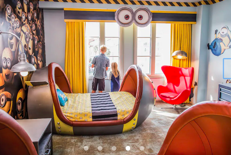 BMGVacations's tweet photo. Add some character to your next #UniversalOrlando vacation with a themed room! The Minion suites at Portofino Bay and Jurassic Park suites at Royal Pacific are great options for families! Rachel@bmgvacations.com. https://t.co/hCXdntxPDL