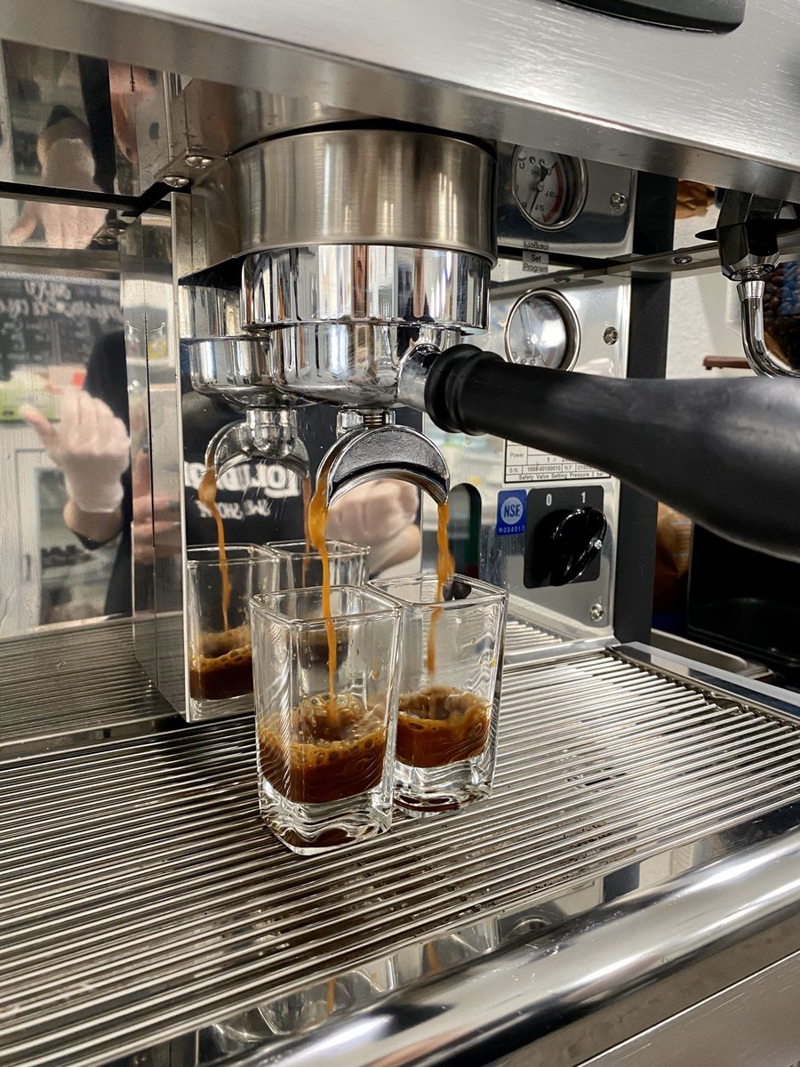 LizzieAnnePerez's tweet photo. ☕️💕Made my day! Former student making an awesome quad shot cappuccino. ☕️☕️☕️☕️ #MondayMotivation #cappuccino #studentbarista #BP4L #localcoffee #CoffeeLover #LeadwithCoffee @PickensHighGa @jasperga https://t.co/fUuQgyn5mp