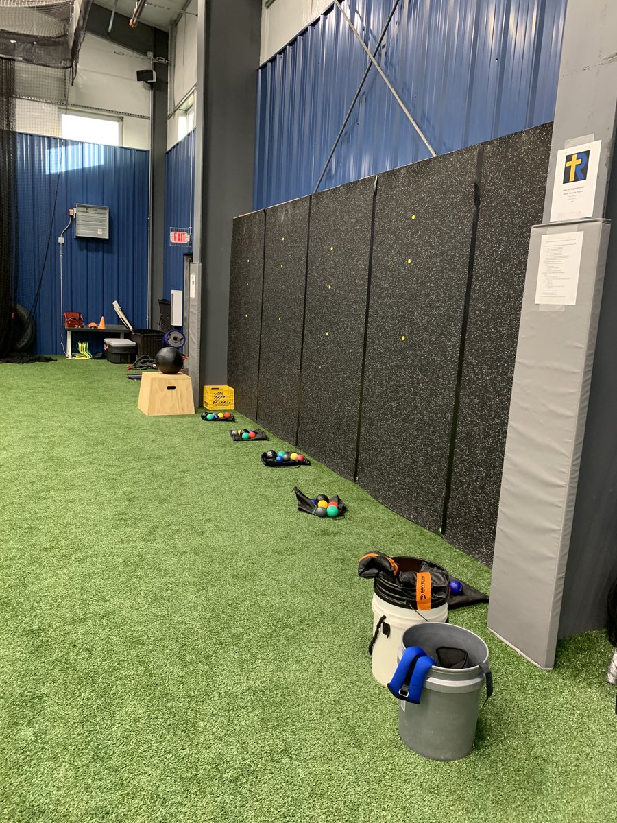 ReginaBaseball's tweet photo. Day 1. Blessed. #buildingarms #pitcherdeveopment @gocrossover @DrivelineBB https://t.co/iFjCipp5a0
