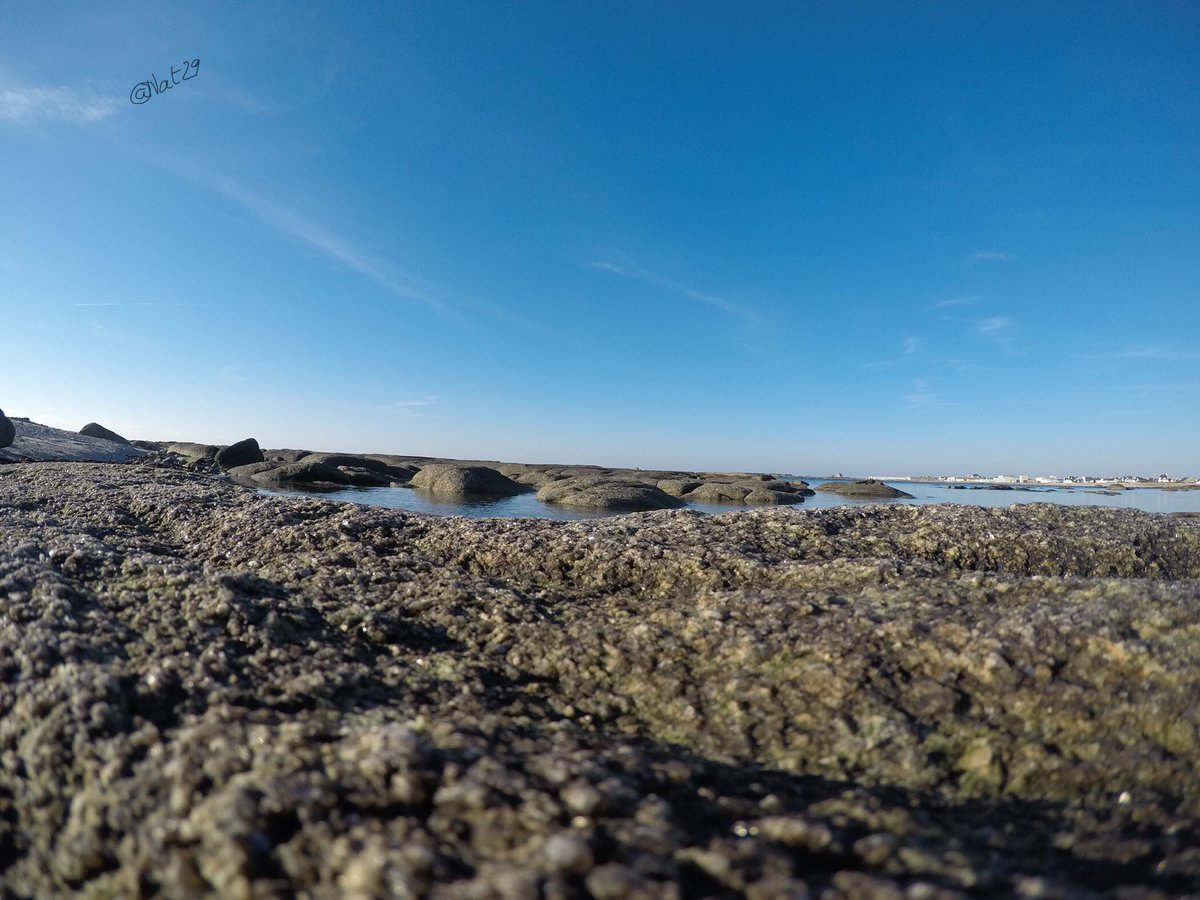 The top of the #Top4theme were #Top4Beaches #Top4Boats #Top4Old #Top4Rocks. This week it’s #Top4ReDo - show us your faves and tag @Touchse @CharlesMcCool @GreenMochila @Giselleinmotion 
➡️Top L Pors Carn, Top R Ste Marine Bot. L La Torche, Bot.R St Guénolé, all 4 in #Brittany 😉