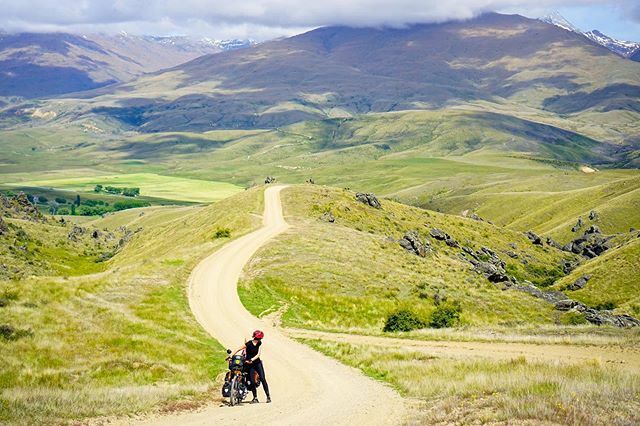 cycle4love's tweet photo. A shot from the Nevis Rd track we did which was incidentally the highest public road in NZ. Oops! It very much felt like we were on the Lord of the Rings set here. We did a lot of pushing the bikes (more than ever actually!) due to sections of the gravel… https://t.co/x5pAdkLbdI https://t.co/M3WpQh7rnh