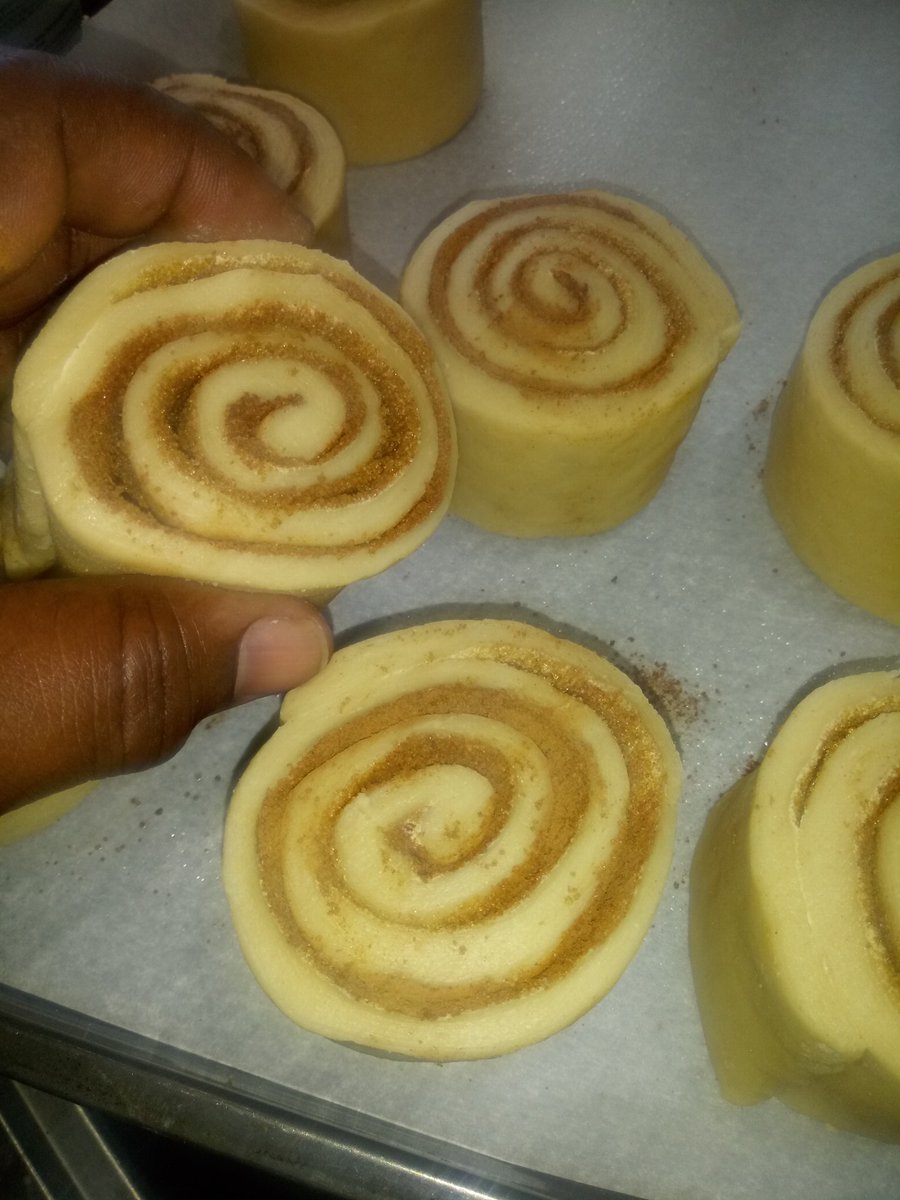 NBBREADS's tweet photo. Its always a good time for a warm #fluffyroll. It fills the air with #love.
#Nbbreads
#fluffyrolls
#thatcreamcheesethough
#Makinghealthychoices
#dessertking
#gimmeOne
#Eatgoodbread https://t.co/ETdMYaMdkC