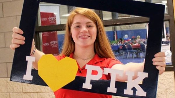 Want to become a better #leader? The Leadership Development Studies is available for PTK members, alumni, &amp; advisors. Topics includes:
👫 Building a Team
🙋‍♀️ Making Decisions
👨‍🏫 Guiding Through Conflict
👍 Empowering Others &amp; more!
Become a leader today! >> ptk.org/programs/leade…