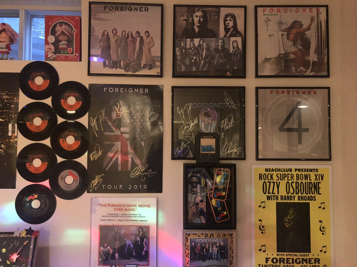 brandydmo's tweet photo. Patiently waiting for East Coast dates  but until then... @ForeignerMusic https://t.co/cuWaIU09LZ