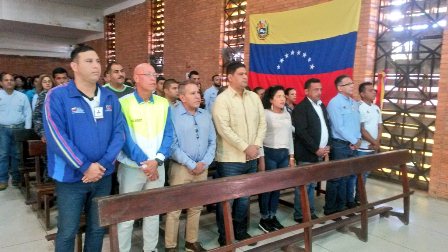 SoyNuevaPrensa's tweet photo. Caroní conmemoró la #Tradicional Misa del Deporte - https://t.co/Gai0HBFj91
#SoyNuevaPrensa #Caroni #Deportes #Misda #Bolívar #Deportes https://t.co/XxVxoGviNG