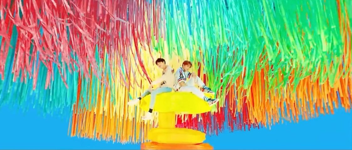 leydi3d's tweet photo. ɪ ᴅᴏ ᴡʜᴀᴛ ɪ ᴅᴏ, 그니까 넌 너나 잘하셔. ʏᴏᴜ ᴄᴀɴ'ᴛ ꜱᴛᴏᴘ ᴍᴇ ʟᴏᴠɪɴ' ᴍʏꜱᴇʟꜰ @ka08_mo

#ARMYSelcaDay @BTS_twt https://t.co/yBOAO0oijM