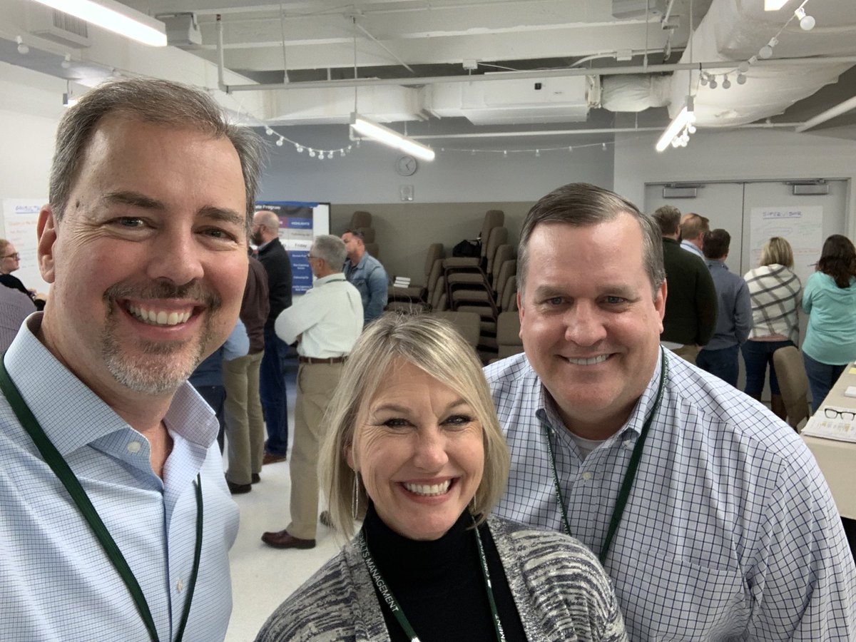 webbkeith's tweet photo. New year, new Coaching Mastery Certificate Program in Atlanta. Leading with Charles Hooper Jr and Julie Lorriane Jones. @hoopercoaching #coachmodel https://t.co/5cBHhxQ6IX