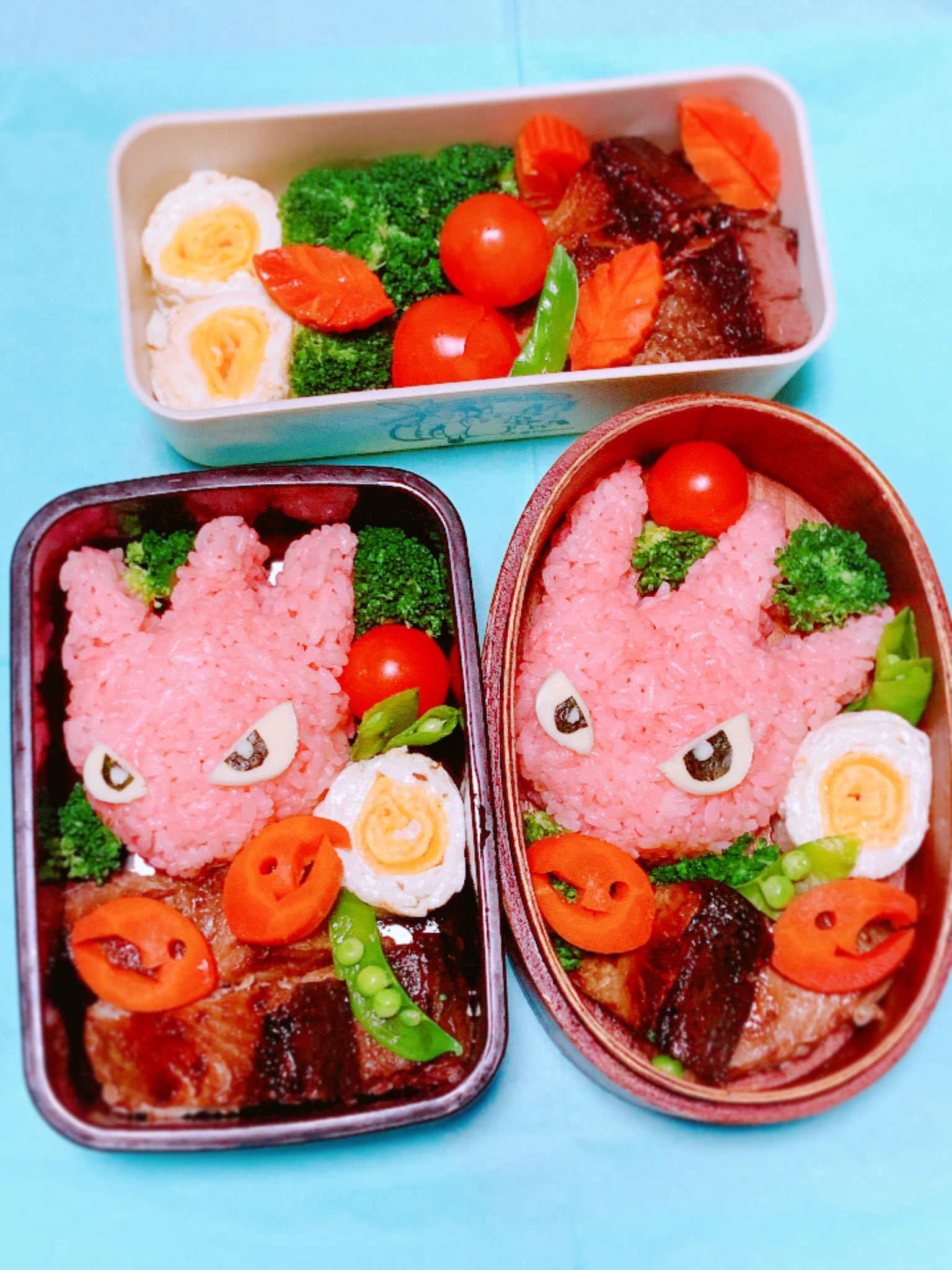 Kameko おはようございます 今日のお弁当は長男のリクエストで人参のハサミ付きハッサムぶり照り弁当です 昨日パーティーピチューが産まれました かわいい では行ってきます ポケモンgo Pokemonfood キャラ弁 ハッサム ぶりの照焼き お