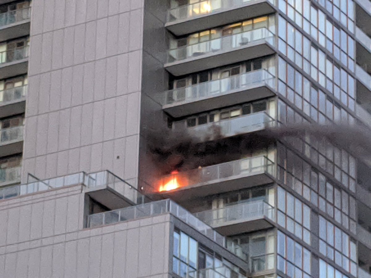 Jen Campbell tweet media