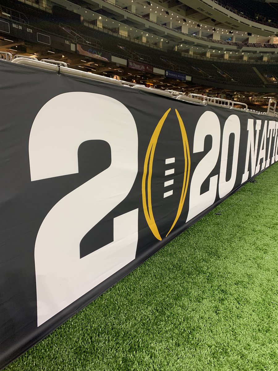 Construction - Day 1 for <a href="/CFBPlayoff/">College Football Playoff</a> @MBSuperdome <a href="/StewartInc/">Stewart</a>