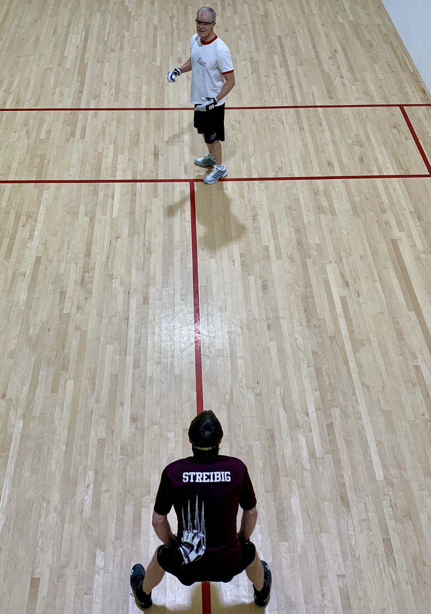 thehinderclub's tweet photo. I will never get tired of watching these two HOF’s battle. #SLHC https://t.co/gtAjl8Wnz2