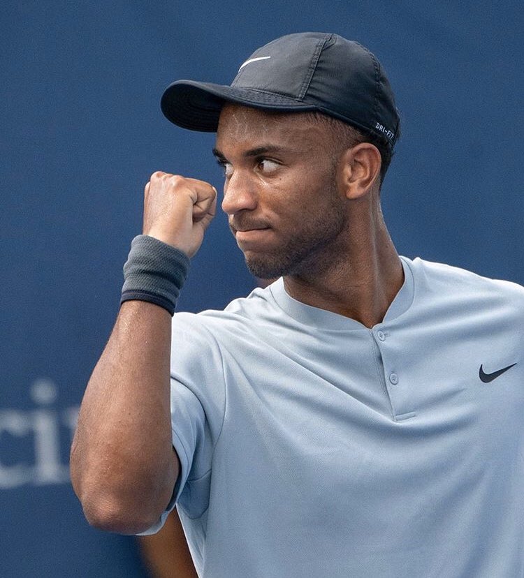 DuricOne's tweet image. 😍 Damos la bienvenida al 2020 con un CUOTÓN 👏🏻🔥

🎁 EL REGALO DE REYES para los que formamos parte del #TEAMDURIC 🚀🎾

👊🏻 Seguimos luchando, seguimos en la brecha. Como siempre y para siempre, LET’S GO ✅✅✅✅✅