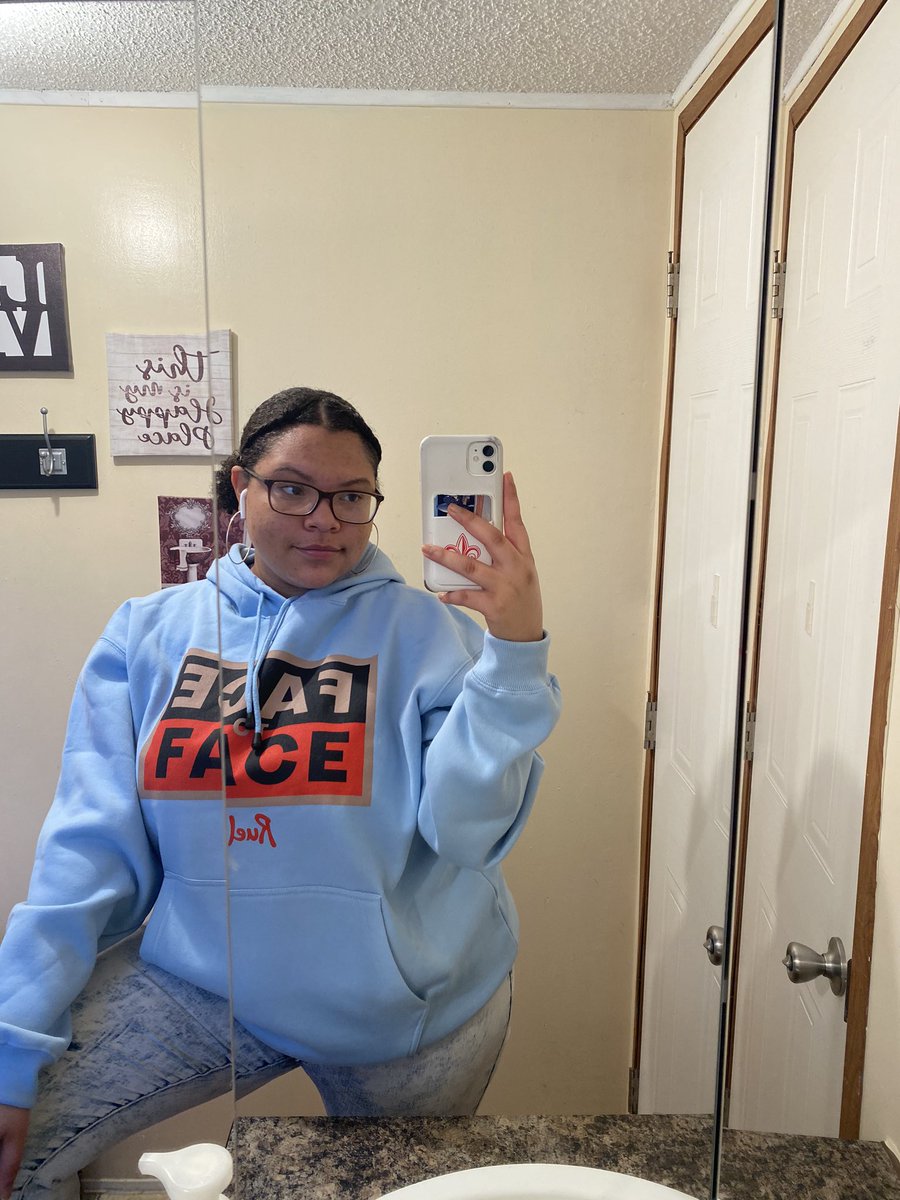 junesinterlude's tweet image. she’s so cute and soft we have decided to not unstan