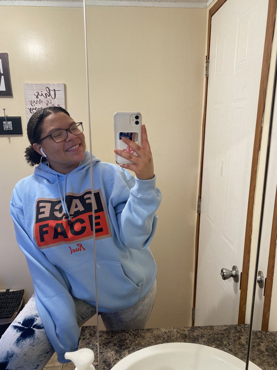 junesinterlude's tweet image. she’s so cute and soft we have decided to not unstan