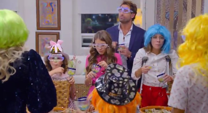 FamilyGSotoArg's tweet image. #Fotos #Capítulo50 #GabrielSoto En #SolteroConHijas El Año Nuevo ya llegó!!! #10