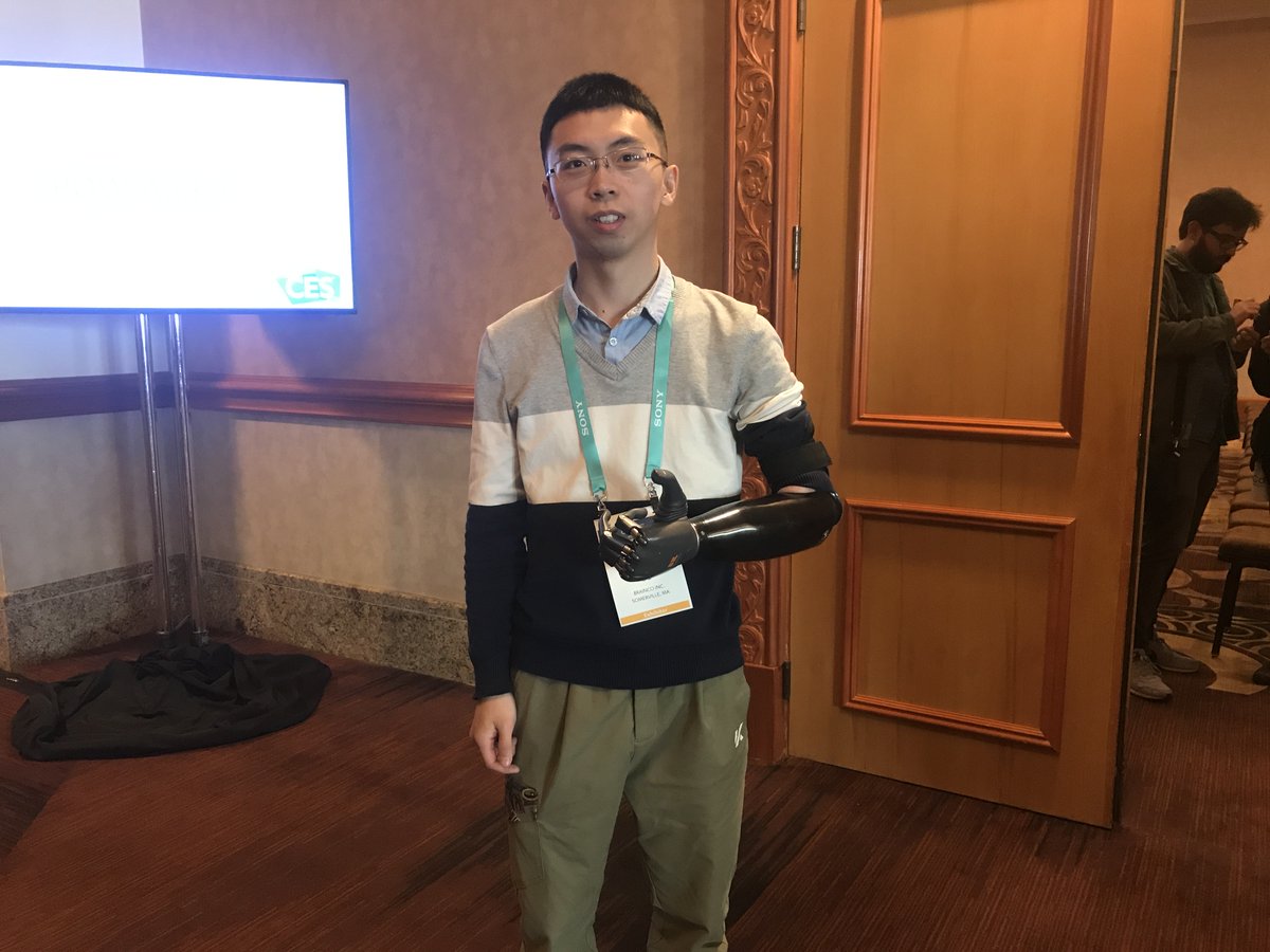 BrainCo_Tech's tweet image. Drop by BrainCo’s #CES2020 booth # 21231 to meet some of our #BMI #prosthetic users
