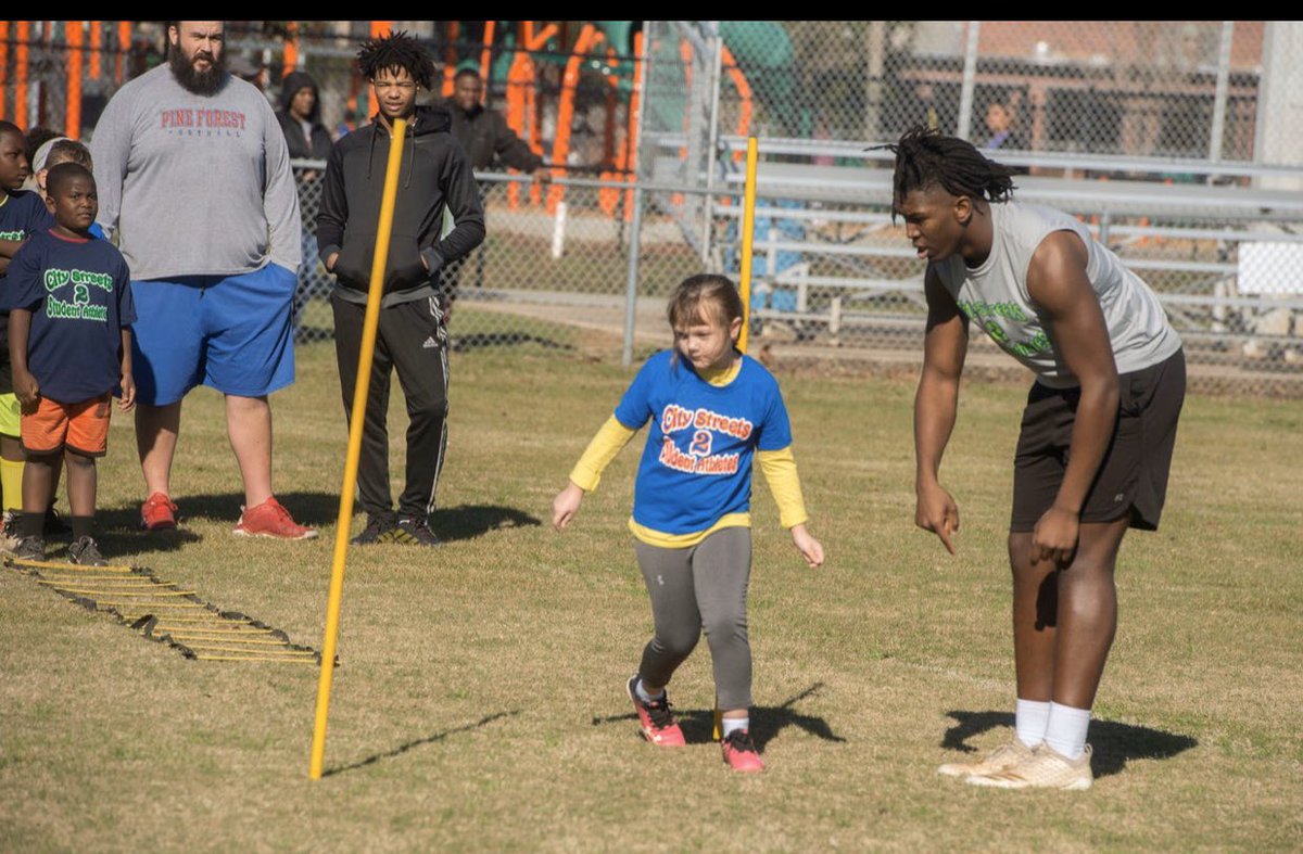 thereal_perk's tweet photo. It’s all about the kids❤️❤️ #CS2SA https://t.co/hKK3Rf9z2T