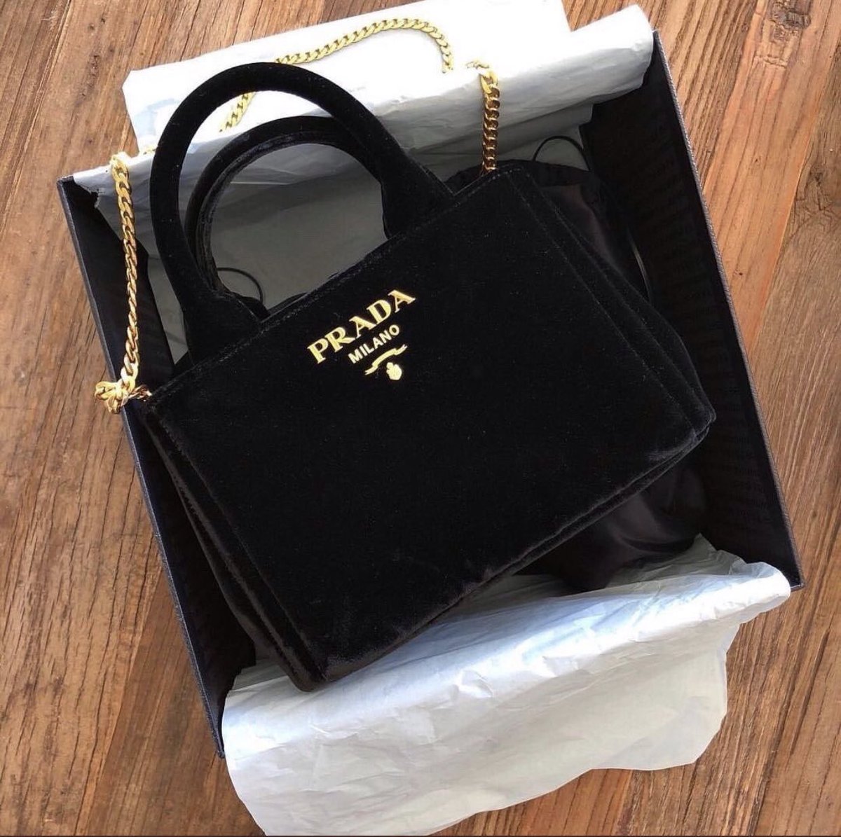 prada bibliothèque bolsa