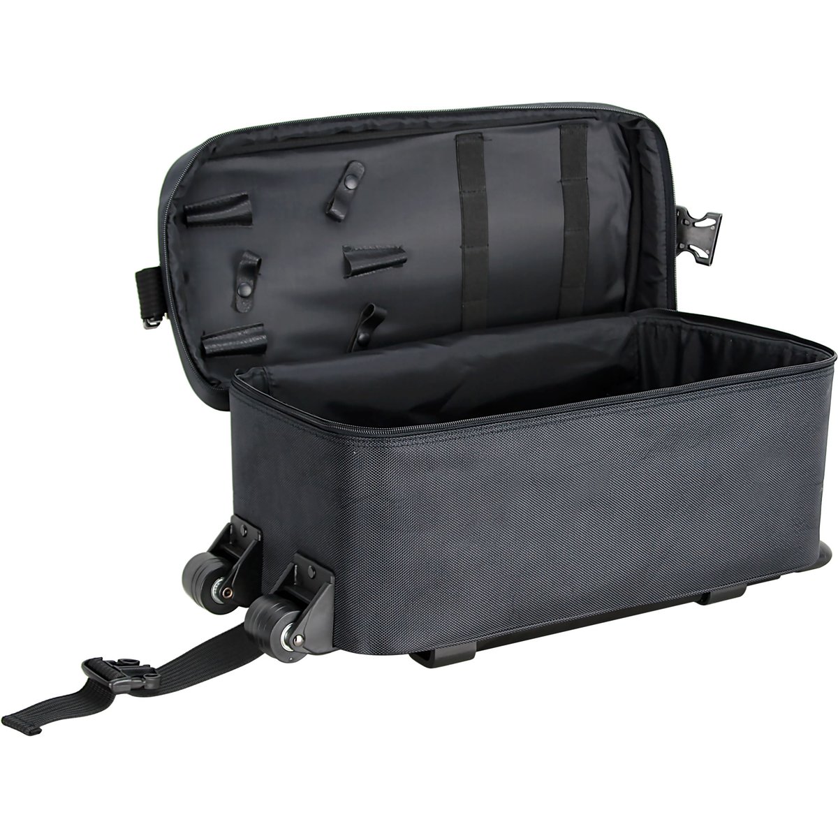JustCaseUSA_'s tweet image. Game Changer right here! Haul in your barber tools with this soft, professional, new style barber case. Protect your tools with this professional new trendy look. 

#barbercase #nyloncase #rollingcase #professionalcase #barberlife #barbershopconnect