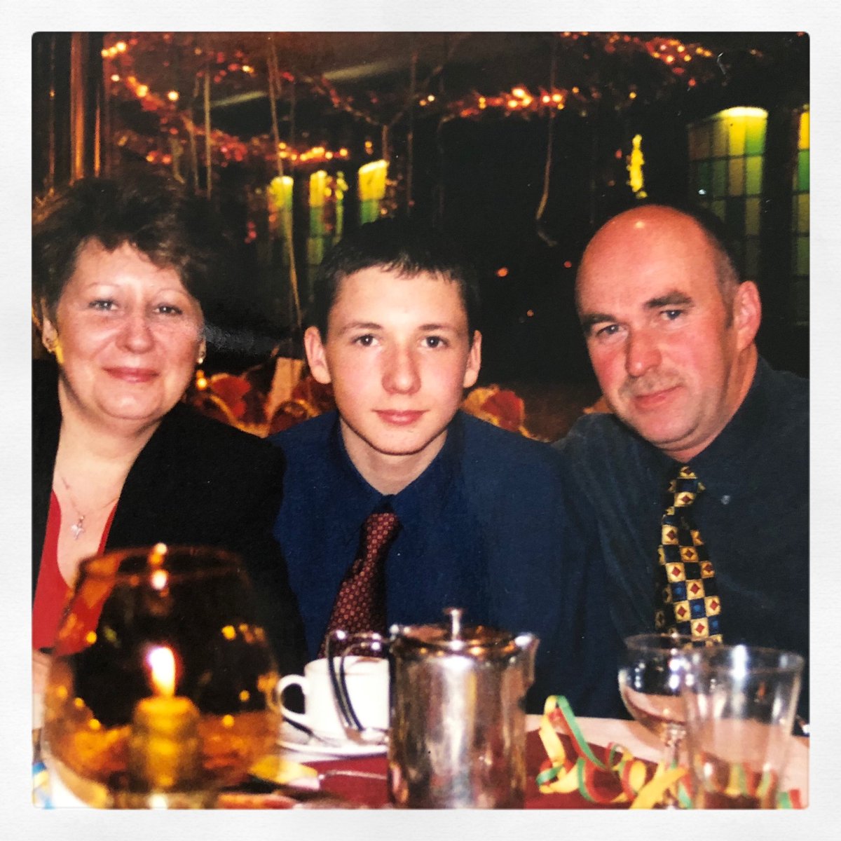 JonnyBJJ's tweet photo. #day5 - looking through some old family photos and came across this one of me with my mum and dad as a young teenager! I think it was a Christmas do @ the ruskin hotel!
#family #onepictureaday #onepiceveryday https://t.co/SfJp8KaA0G