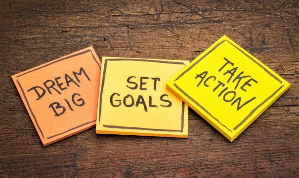 AreaLacrosse's tweet photo. First night for HS boys indoor workouts! Itโs a great time to set your goals for the year! #WriteThemDown #GettingReady #2020 https://t.co/t1lQiqXTIN