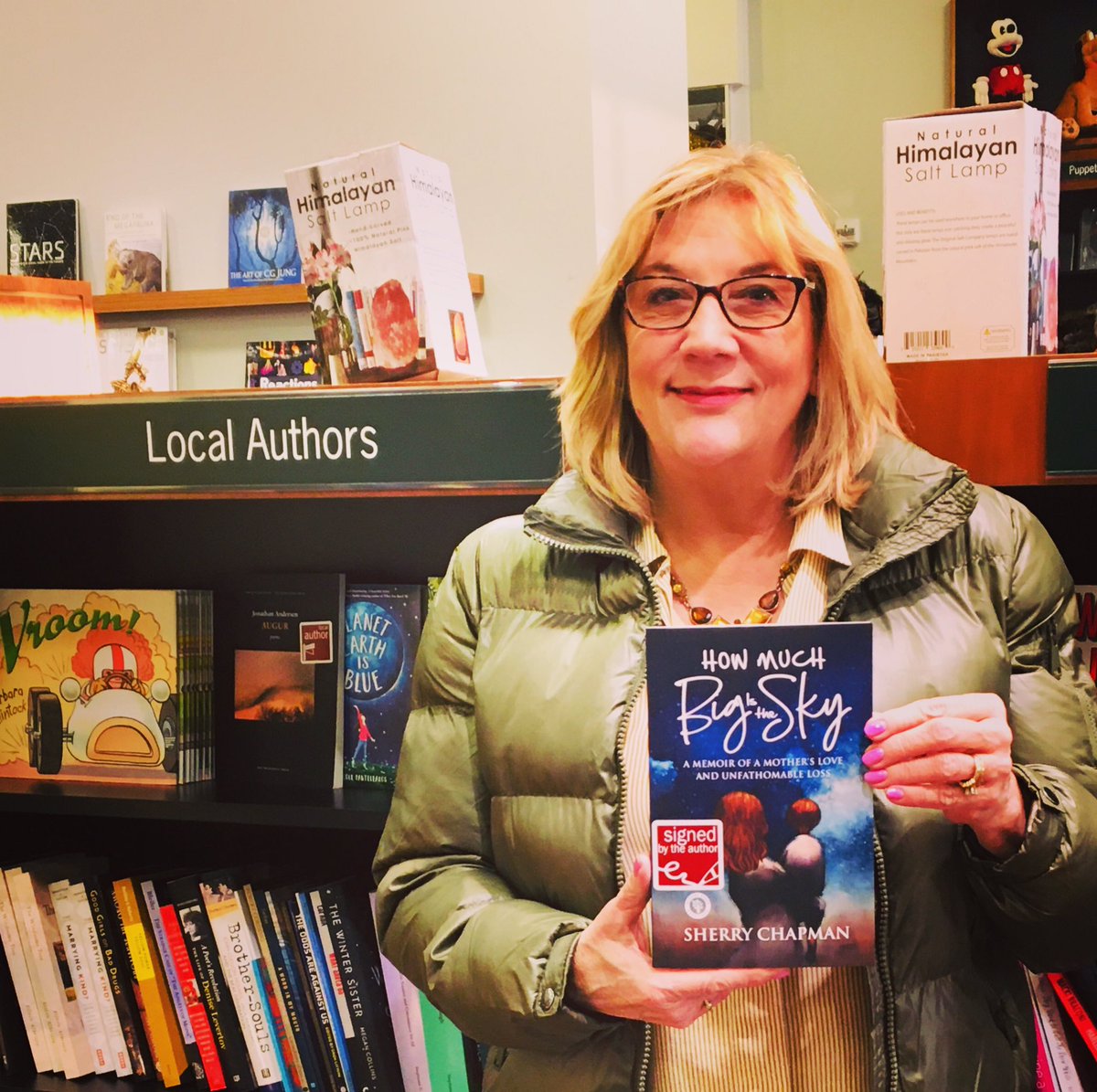 Barnes & Noble UConn (@uconnbnc) on Twitter photo Local author <a href="/SherryChapman/">Sherry Chapman–Author and Genealogist</a> stopped in at the shop today (<a href="/UConnBNC/">Barnes & Noble UConn</a> ) and signed her book How Much Big Is The Sky for us 💖 Thank you for humoring us with an unexpected photo shoot as well 😊✨👑 Local author <a href="/SherryChapman/">Sherry Chapman–Author and Genealogist</a> stopped in at the shop today (<a href="/UConnBNC/">Barnes & Noble UConn</a> ) and signed her book How Much Big Is The Sky for us 💖 Thank you for humoring us with an unexpected photo shoot as well 😊✨👑