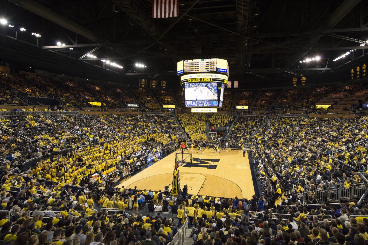 nba_pbj's tweet photo. Blessed to receive an offer from The University of Michigan, thanks to Coach Juwan Howard, Coach Saddi Washington, and staff at Michigan. #GoBlue 💙💛 @JuwanHoward @saddiwashington @umichbball https://t.co/qiUrb1S4Rq