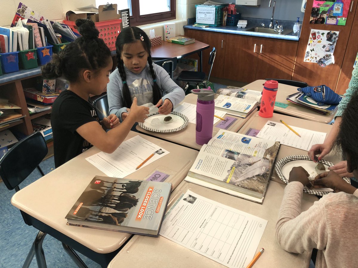 Mrs. Gifford tweet media