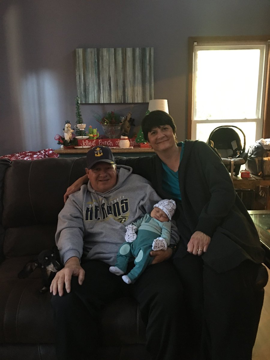 icedawg1983's tweet photo. My family and the newest addition Lena Bennett my Granddaughter!! https://t.co/eN0S139u40